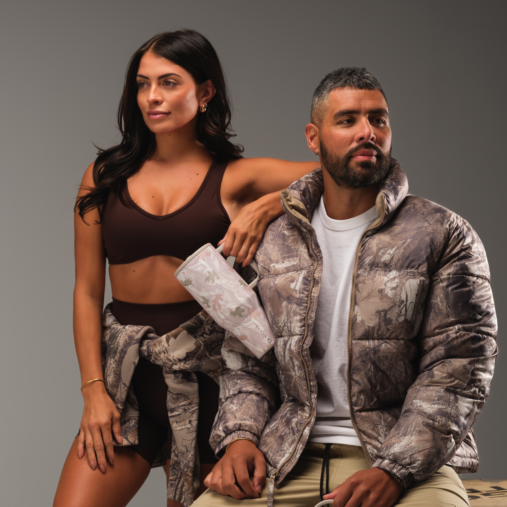 camo-40oz-1183ml-r2 TRVL-Camo-6WPI.png