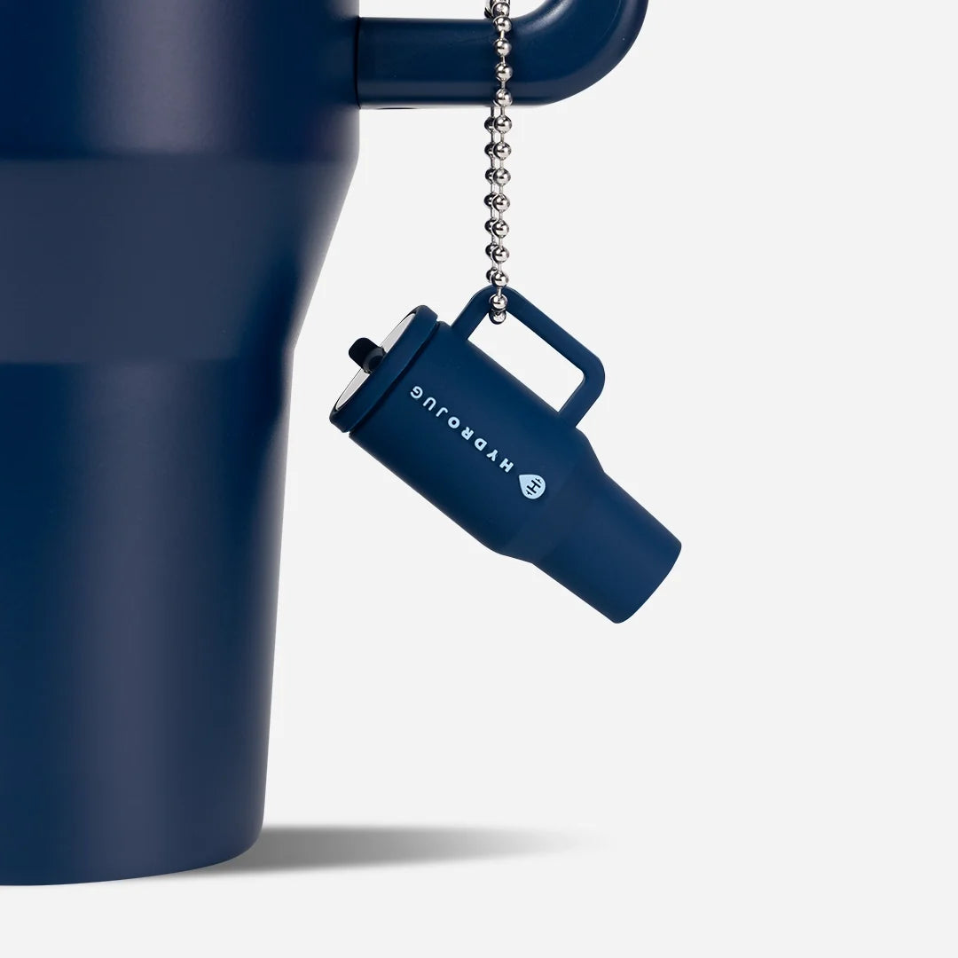traveler-keychain-f4 Web-TravelerKeychainPhotos-Navy2.webp